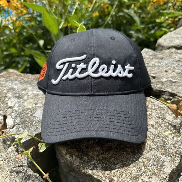 Titleist Black Golf Hat Cap Strap Back Adjustable NWT Performance Breathable - Picture 1 of 5